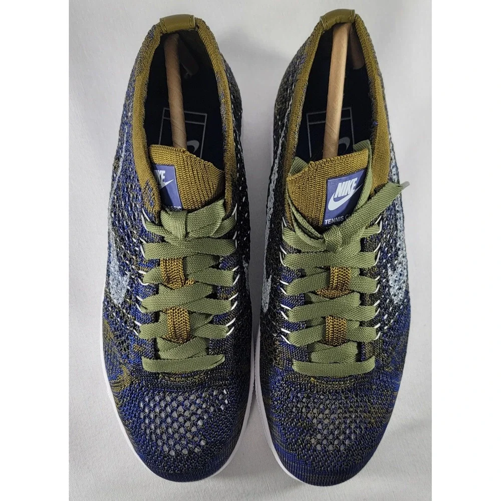 NIB Wms Sz 6 Nike Tennis Classic Ultra Flyknit Olive Flak/White-Deep Royal-Black